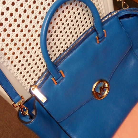 Michael Kors Handbag - Picture 5 of 11